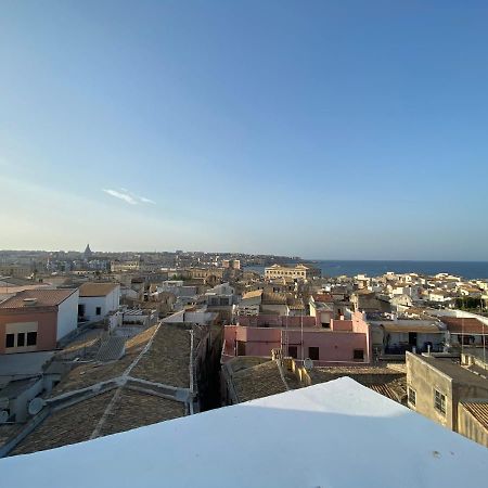 Terrazza Dei Mori - Seaview Terrace In Ortigia Daire Siraküza Dış mekan fotoğraf